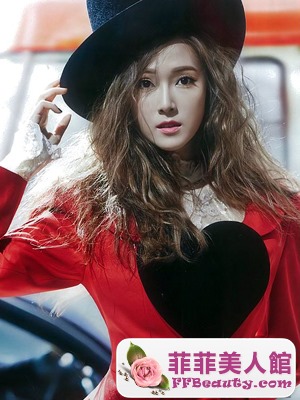 Jessica《CECI》雜志10月號  蓬蓬卷髮演繹復古風情