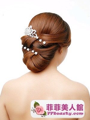 最新流行新娘盤髮髮型 做高貴典雅新娘